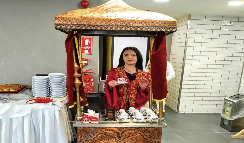 Kına Gecesi Kahveci Güzeli Kiralama