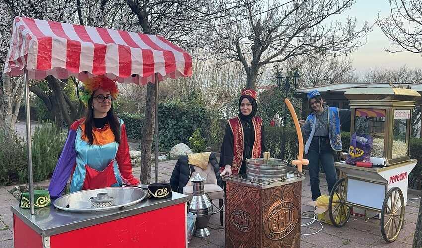 Patlamış Mısır Arabası Kiralama Fiyatları 2026