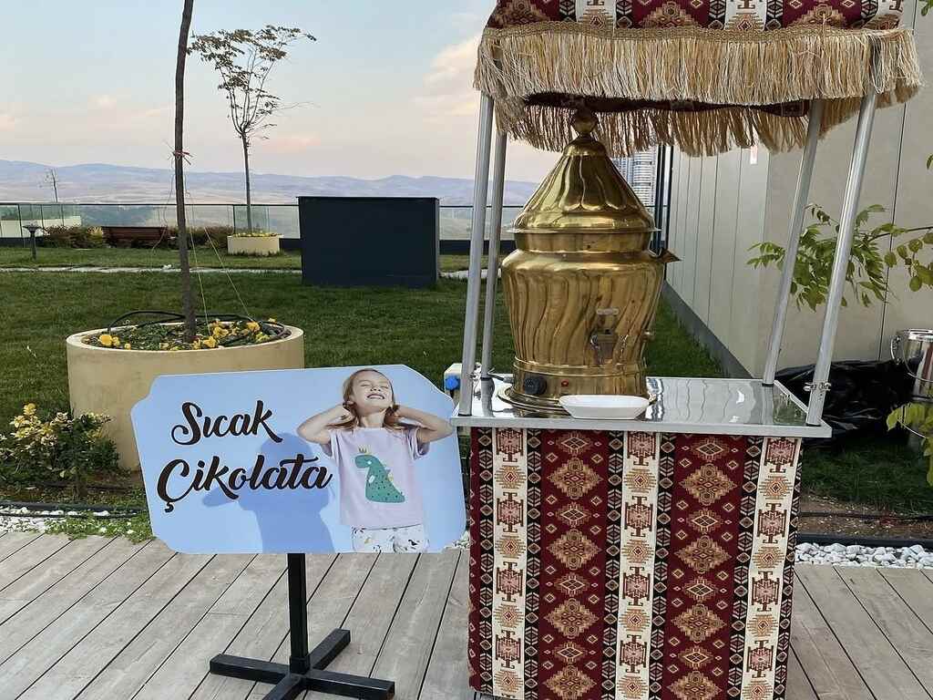 Sıcak Çikolata Kiralama Fiyatları